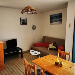 Charmant T2 Climatisee Au Coeur Du Village Appartement